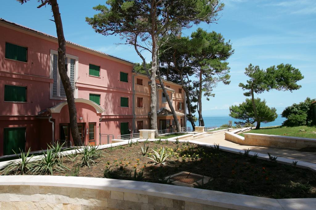 Apartments Punta Veli Lošinj Extérieur photo