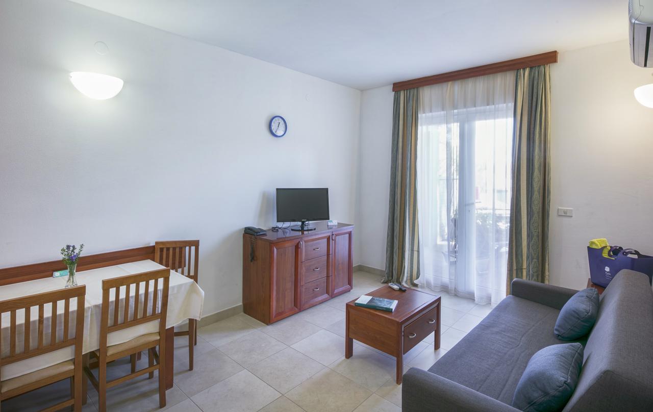 Apartments Punta Veli Lošinj Chambre photo
